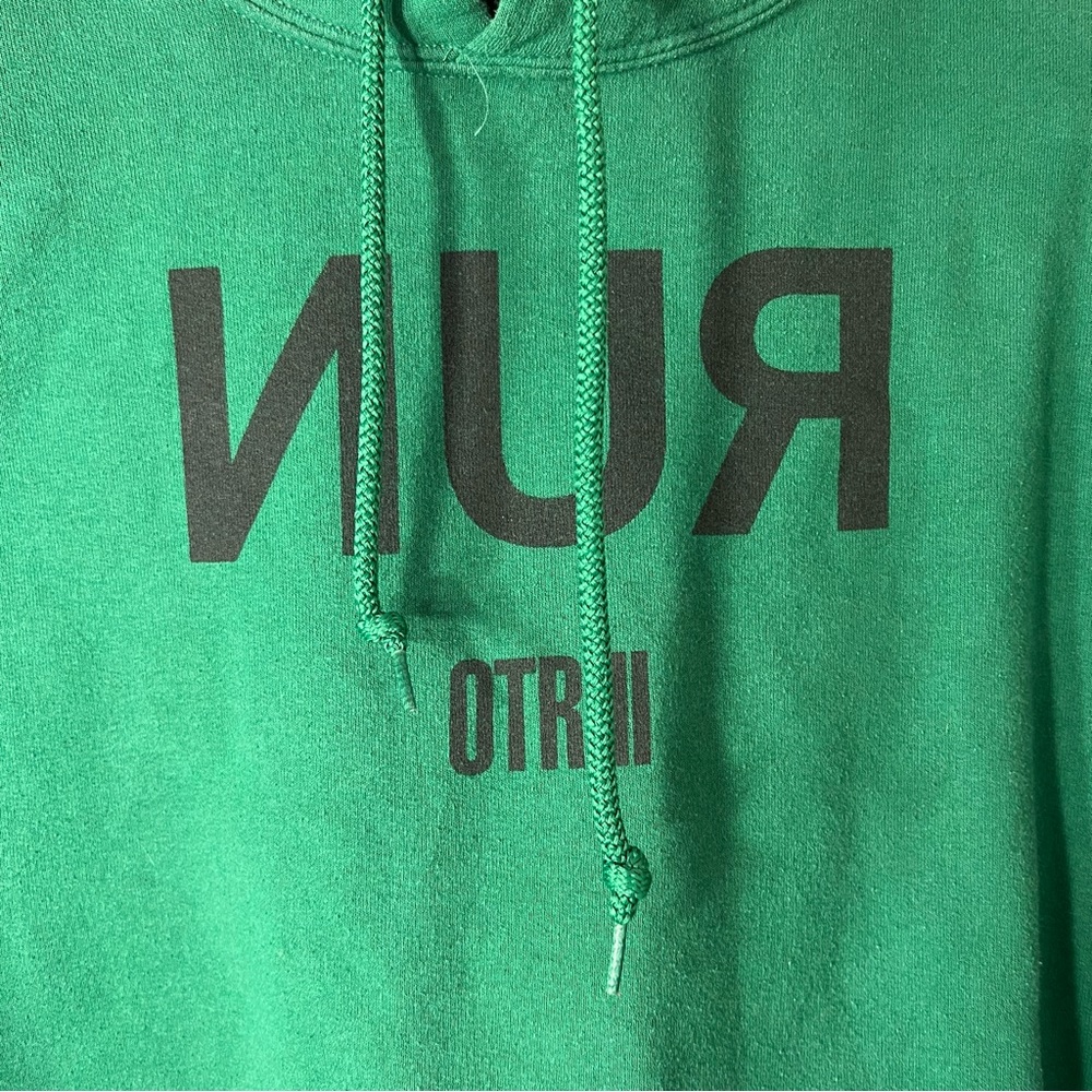 Beyoncé On The Run 2 Tour Merch Hoodie Small